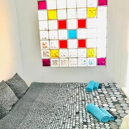 Unica Via Edificio Girasol *