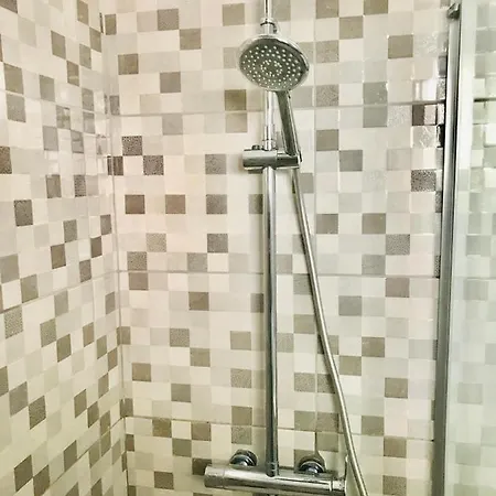 Unica Via Edificio Girasol Puerto de la Cruz (Tenerife)